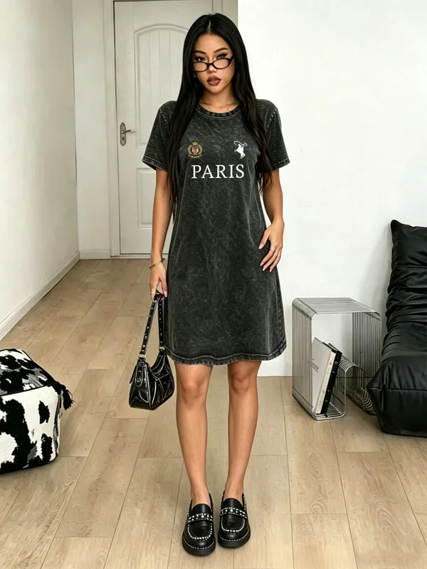 Streetwear Brand In Paris - Abito T-shirt vintage lavato da donna,