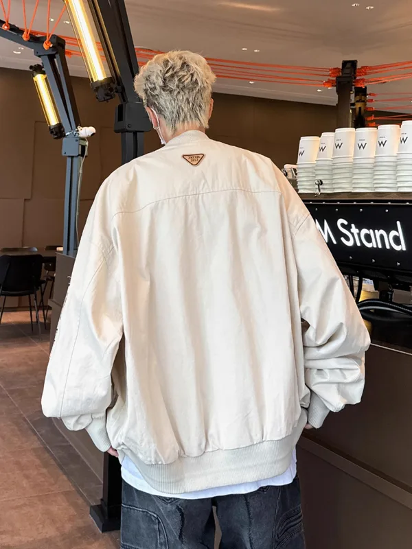 Giacca da baseball patchwork e - Streetwear Brand Hong Kong recensione e prezzo
