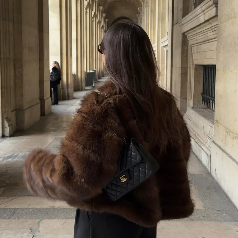 Cappotto Vintage in Pelliccia  - Streetwear Girl Brand recensione e prezzo